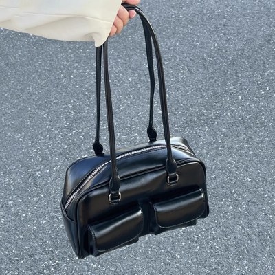 女性のバッグ 2024 新しいレトロカレッジスタイル多用途大容量カジュアル大学生クラスの通勤バッグショルダーポータブル