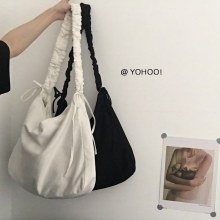 2024 韓国の新しいスタイル日本のキャンバスバッグシンプルなイン無地大容量シングルショルダークロスボディバッグ女子学生のための