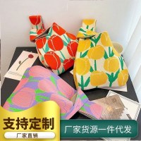 新しいチューリップフラワーハンドバッグ女性のニットウールハンドキャリーバケットバッグランチボックスバッグ付属ギフトバッグトートトレンディ