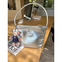 女性用バッグ新しいトレンディな夏のファッション刺繍多用途カジュアル脇バッグハイエンドスタイルのショルダーハンドバッグ
