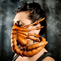 ハロウィーンホラーエイリアンスコーピオンマスク模倣レザー新しい抱擁フェイス昆虫マスク