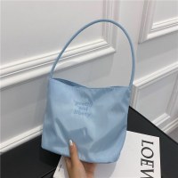 新しいバケットバッグレディースシンプルカジュアル多用途ハンドバッグナイロン脇の下
