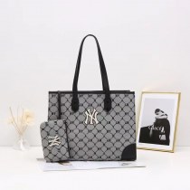 トートバッグ 2024 新しいスタイルの刺繍レトロ老眼レディースお出かけファッショナブルな 大容量 ポータブルショルダーバッグ