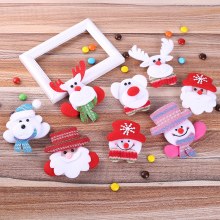 大人と子供のためのクリスマスデコレーションホリデーパーティー用品LEDライト付きクリエイティブスタイル発光ブローチ高齢者向け在庫あり