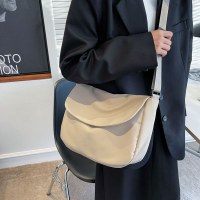 日本インシンプルなソリッドカラー多用途ショルダークロスボディバッグ韓国語バージョンシックな文学の森スタイルの小さな新鮮な女性用ポストマンバッグ