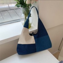 ニッチデザイン秋冬大容量コントラストカラーバッグスプライシングデニムバッグファッショナブルなカジュアルトートバッグ女性のためのシングルショルダーキャンバスバッグ