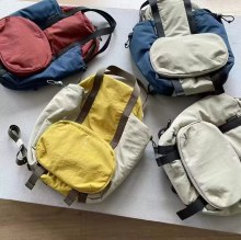 日本と韓国の 2024 年夏新作コントラストカラー義母バックパック多機能スポーツバックパック軽量ワンショルダークロスボディチェストバッグ