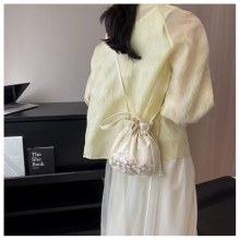 中国風のアンティークスタイルの日常の多目的アクセサリーバッグ手作りレース刺繍生地軽量クロスボディショルダーハンドバッグ