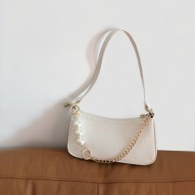 2024新しいテクスチャードワンショルダークロスボディ脇の下バッグインシンプルで控えめなクロコダイルパターンゴールドチェーンパールバッグ