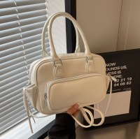 ニッチデザインバッグ 2024 新しいファッションカジュアルバックパック女性のポータブル韓国スクールバッグレトロなお出かけバックパック