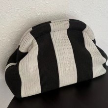 新しいニットハンドバッグストライプクラウド大容量日常多用途コントラストカラークリップバッグ