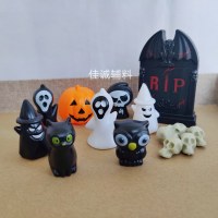 さまざまなハロウィーンの装飾、プラスチック製の幽霊の墓石、カボチャやフクロウ、DIY のハロウィーンおもちゃ