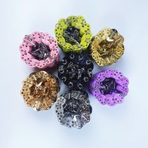 新しいメタルゴールドスパンコール diy 手作りトレンディなファッション携帯電話口紅クロスボディバッグ女性のためのニッチバッグ