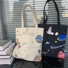 キャンバスバッグ女性のショルダーイン韓国スタイル和風北欧キングアニメーションギフト大学生ポータブル家庭教師バッグトレンド