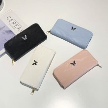 西洋無地小さな正方形のバッグの女性のバッグシンプルな財布 2024 新しい蝶のデザインインハンド小銭入れ