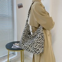 ヒョウのクロスボディバッグ、スタイリッシュなワンショルダーのキャンバスバッグ、女子学生向けの多用途な手作り布バッグ