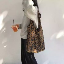ヒョウ柄キャンバスバッグレディースショルダー万能シックバッグインハンドバッグコーデュロイヒョウ柄バッグ