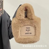 女性用の秋冬の豪華なバッグ、トレンディなファッションの手持ちトートバッグ、ニッチな多目的バッグ