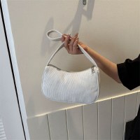 無地のシンプルなファッション脇の下バッグ女性の春夏の人気のシングルショルダークロスボディバッグ小さな正方形のバッグ女性のバッグ