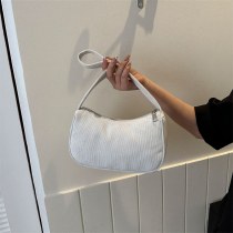 無地のシンプルなファッション脇の下バッグ女性の春夏の人気のシングルショルダークロスボディバッグ小さな正方形のバッグ女性のバッグ