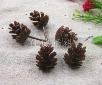 プラスチックシミュレーション松ぼっくりプラスチック大小松ぼっくりクリスマスクラフトアクセサリー DIY アクセサリー 2-6 センチメートル