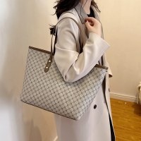 通勤大容量バッグ 2024 新しいレディースバッグ夏ファッショナブルで多用途なショルダーバッグ高級トートバッグ