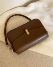 脇の下バッグの女性の新しいハイエンド通勤バッグシングルショルダークロスボディバッグ