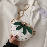 夏のファッションかわいいイチゴバッグ小さな新鮮なチェーンクロスボディバッグ柳蛇骨チェーンバッグ女性