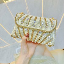 新しい手作りのパール脇の下バッグ、バンケットラインストーンの小さな正方形バッグ、クラッチバッグ、ワンショルダークロスボディイブニングバッグ