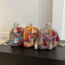 新しいスタイルのレディースバッグ、ファッショナブルで多用途、エスニックスタイルのレディースバッグ、シンプルなショルダーバッグ、女性の魅力的なバッグ