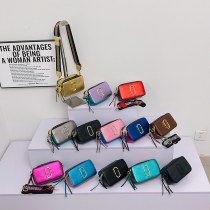 レディースバッグ 2024 新しいバッグ対照的な色の小さな正方形のバッグシングルショルダークロスボディバッグカメラバッグワイド ショルダーストラップ 女性のための
