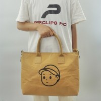 FINERWORLD 洗えるクラフト紙クロスボディバッグ大容量通勤ラップトップバッグ旅行トートバッグ