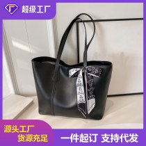 韓国スタイルの大容量レトロバッグニッチハイエンドシンプル通勤多用途ファッション2024新しい女性用トートバッグ