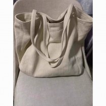女性のための大容量バッグ 2024 新しいスタイルシンプルで多用途な通勤シングルショルダーキャンバス通勤バッグ外出ポータブルハンドバッグ