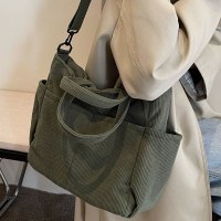 新作コーデュロイトートバッグ、大容量通勤布バッグ、女子学生クラスショルダーハンドバッグ、シンプル大型布バッグ
