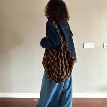 黄色のチェック柄のシングルショルダークロスボディ多目的バッグインスタイルパーソナライズされた大型バッグハイスポーツ
