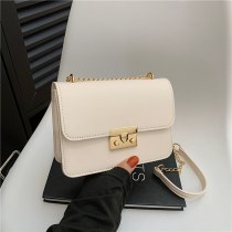 チェーンバッグの女性の高品質脇の下バッグ 2024 夏の新しいスタイルのシングルショルダークロスボディ小さな正方形のバッグ