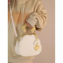新しい和風かわいいクリームクラウドバッグ2024ニッチユニークな デザイン デザイン ハンドバッグシングルショルダークロスボディバッグ
