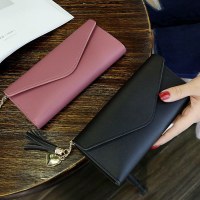 春夏の新しいロングスタイルの手持ちトレンディなハート型ペンダント、シンプルでファッショナブルで多機能なライチ柄の女性用財布