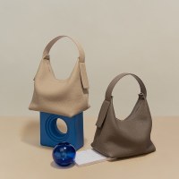 バッグ レディース ランチボックスバッグ ワンショルダー 秋と冬のファッション カジュアル 第一層 牛革 レディース ハンドバッグ 本物の質感 クロスボディバッグ