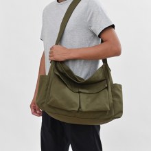 ワンショルダークロスボディバッグ、男性と女性のキャンバスバッグ、学生クラスのバッグ、ストリートの大容量文学およびレジャーバッグ