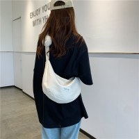 ソリッドカラーナイロンレディースバッグ、ファッショナブルでスタイリッシュな通勤クロスボディバッグ、カジュアル大容量学生ショルダー携帯電話バッグ団子バッグ