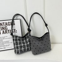 カジュアルニッチバッグレディースバッグ 2024 秋の新韓国スタイルのトレンディなショルダーバッグスターチェック柄ハンドバッグバケットバッグ