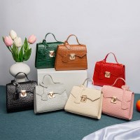 クロコダイル柄シンプルハンドバッグ韓国風レトロファッション小さめスクエアバッグ