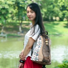 夏の新しい中国風のレトロな女性のバックパック、女性用カジュアルバックパック、旅行ファッション PU レザーバッグ