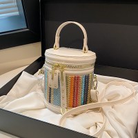 コントラストカラースプライシングストローバッグ女性のための 2024 新しいトレンディな多用途クロスボディバッグ夏のホットハンドバッグ