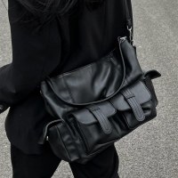 ワークウェアの機能的なスタイルのトートバッグ、大容量のシンプルなニュートラルダークスタイルのシングルショルダークロスボディラージバッグ