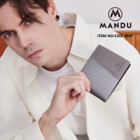 超薄型カーボンファイバー PU 財布 RFID 盗難防止ブラシ耐摩耗性二つ折りショートメンズ財布