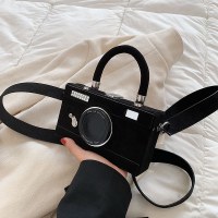 西洋スタイルのハンドバッグ 2024 新しいカメラバッグレトロ多用途ショルダーバッグ女性のファッショントレンドクロスボディ携帯電話バッグ
