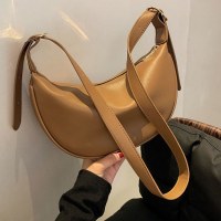 レトロバッグレディース大容量2024新しいトレンディな多用途ニッチ秋冬シングルショルダークロスボディバッグハイエンド餃子バッグ